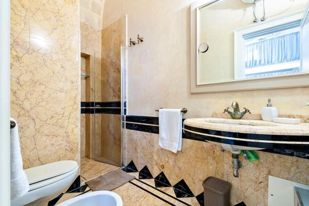 Casa Vacanze De Mari Lecce Exterior foto